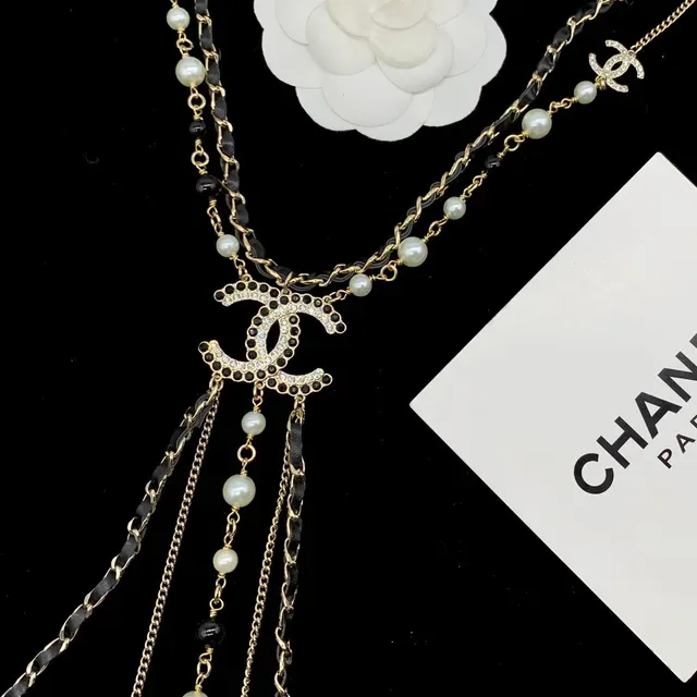 Chanel CC Logo Pearl and Chain Layered Necklace 4