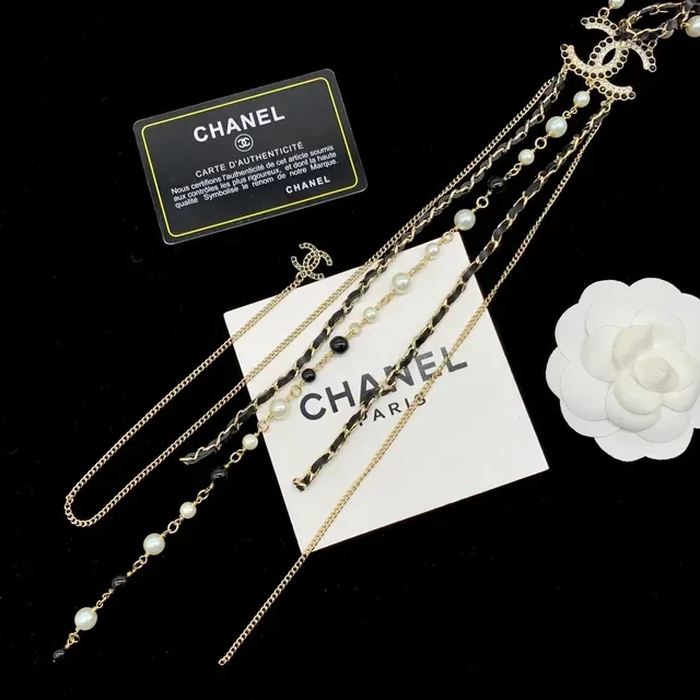Chanel CC Logo Pearl and Chain Layered Necklace 5