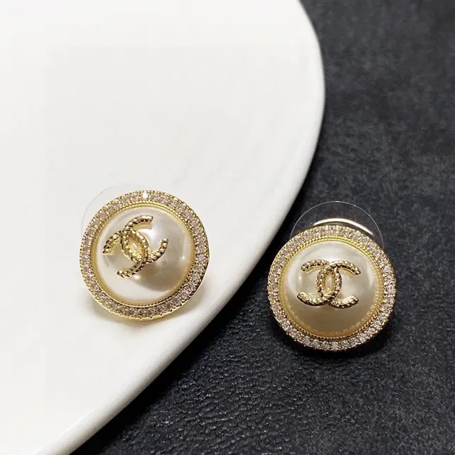 Chanel CC Logo Stud Black Gold Circular Pavé Crystal Border Earrings 4
