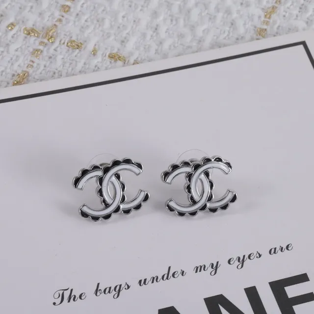 Chanel CC Logo Stud White Silver Interlocking Scalloped Edge Earrings 2