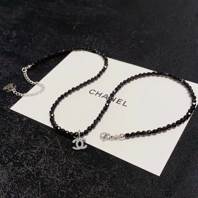 Chanel CC Pendant Beaded Choker Necklace 7