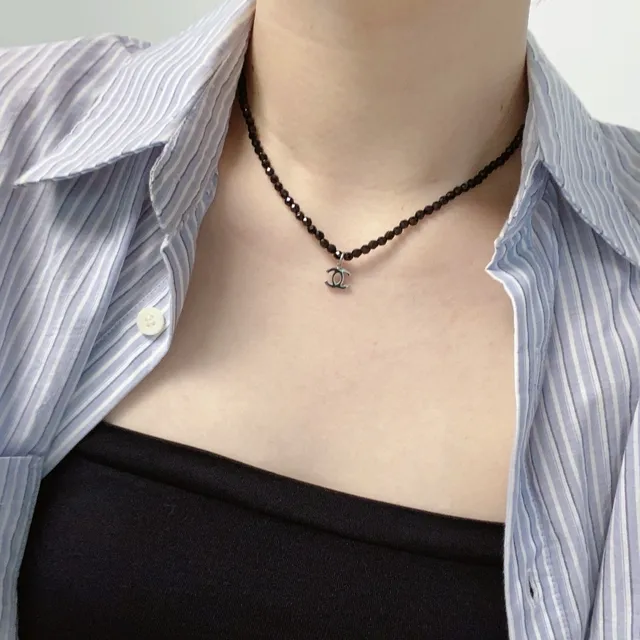 Chanel CC Pendant Beaded Choker Necklace 9