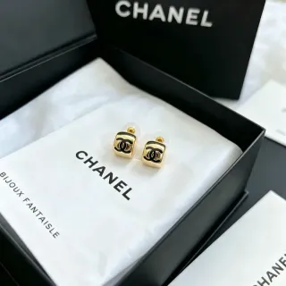 Chanel CC Square Stud Gold Black Studs Metal 耳钉