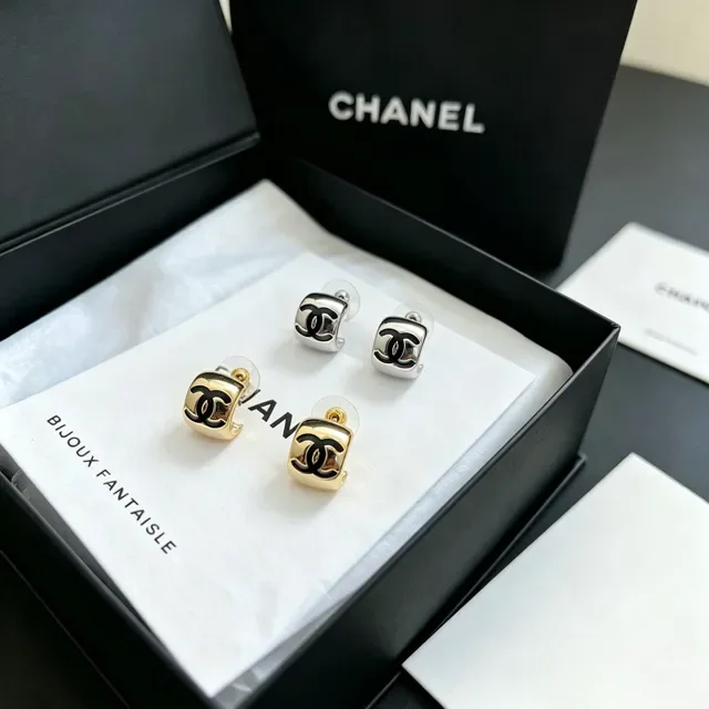 Chanel CC Square Stud Gold Black Studs Metal Earrings 3