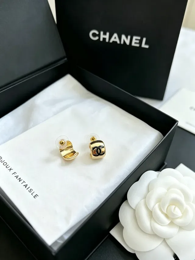 Chanel CC Square Stud Gold Black Studs Metal Earrings 5