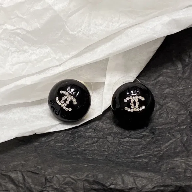 Chanel CC Stud Black Silver Glossy Resin Crystal-Embellished Interlocking Logo Earrings 7