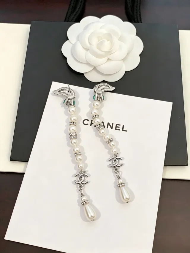 Chanel Dog Motif Pearl and Crystal Earrings 2