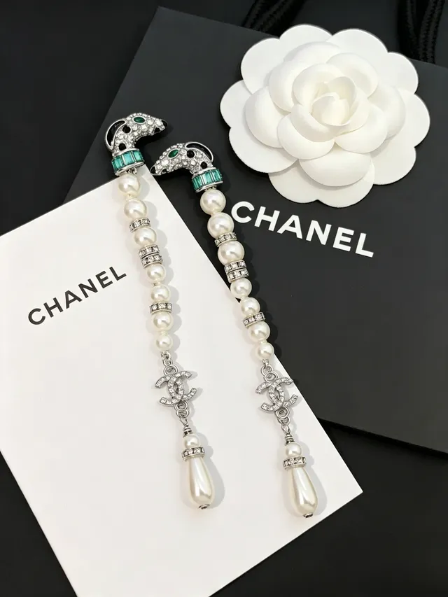 Chanel Dog Motif Pearl and Crystal Earrings 10