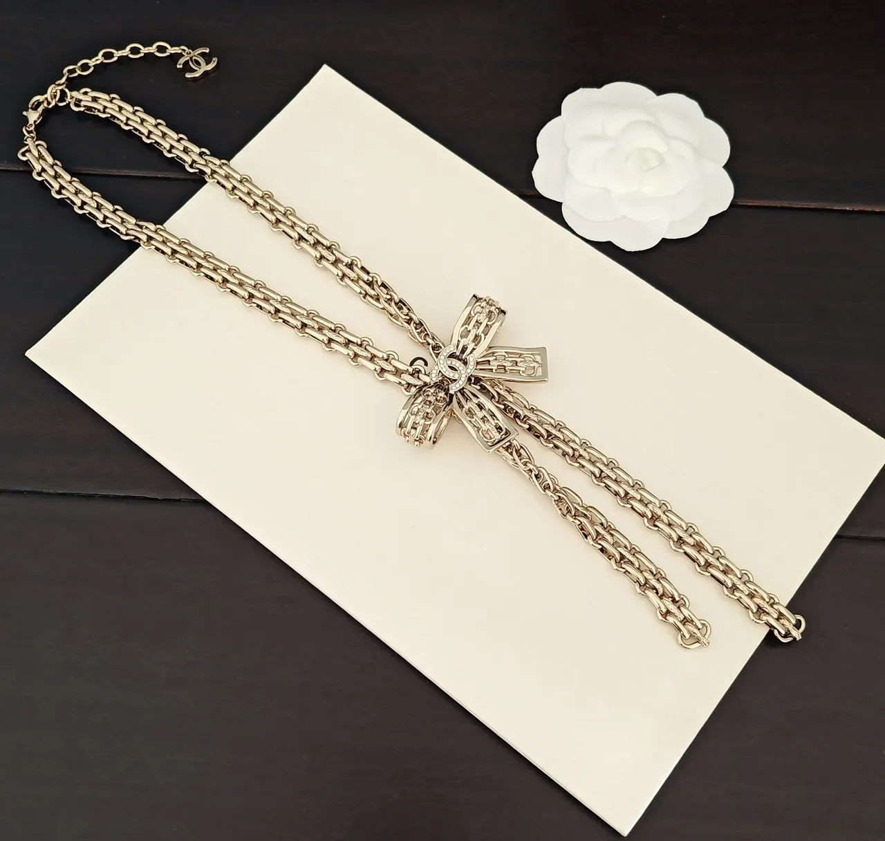 Chanel Collier Pendentif Nœud Or Argent Chaîne Multiple 4