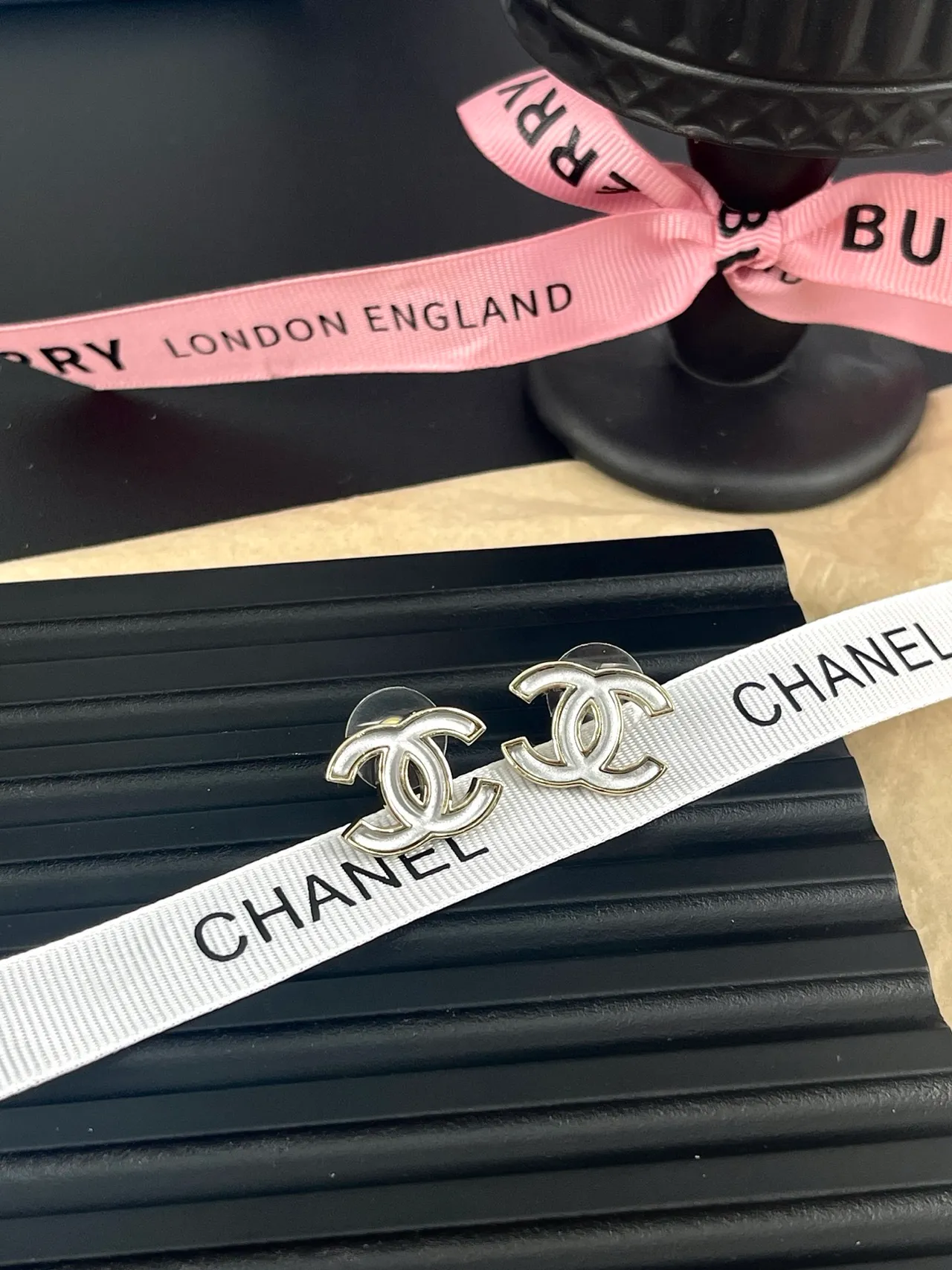 Chanel Interlocking CC Stud Earrings 5