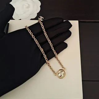 Chanel Logo 吊坠 金色链条项链