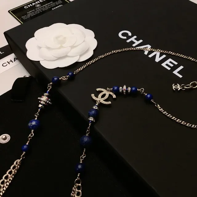 Chanel collier long perlé bleu argent chaîne multicouche Lapis Lazuli 3