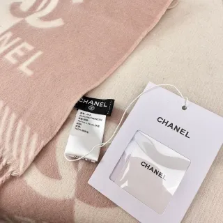 Chanel Monogram-Print وشاح الكشمير وردي رمادي فاتح