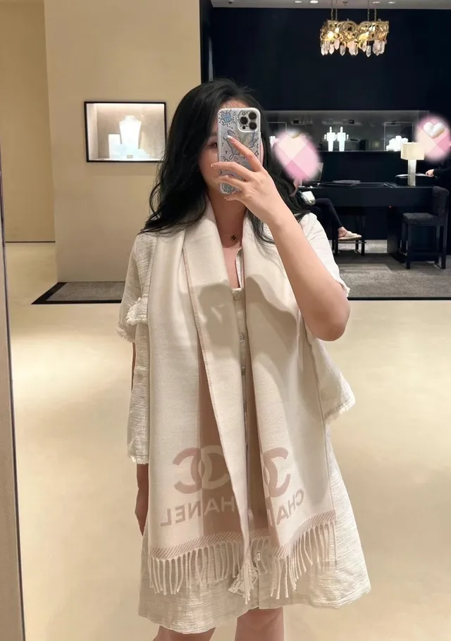 Chanel Monogram-Print écharpe cachemire rose poudré 2