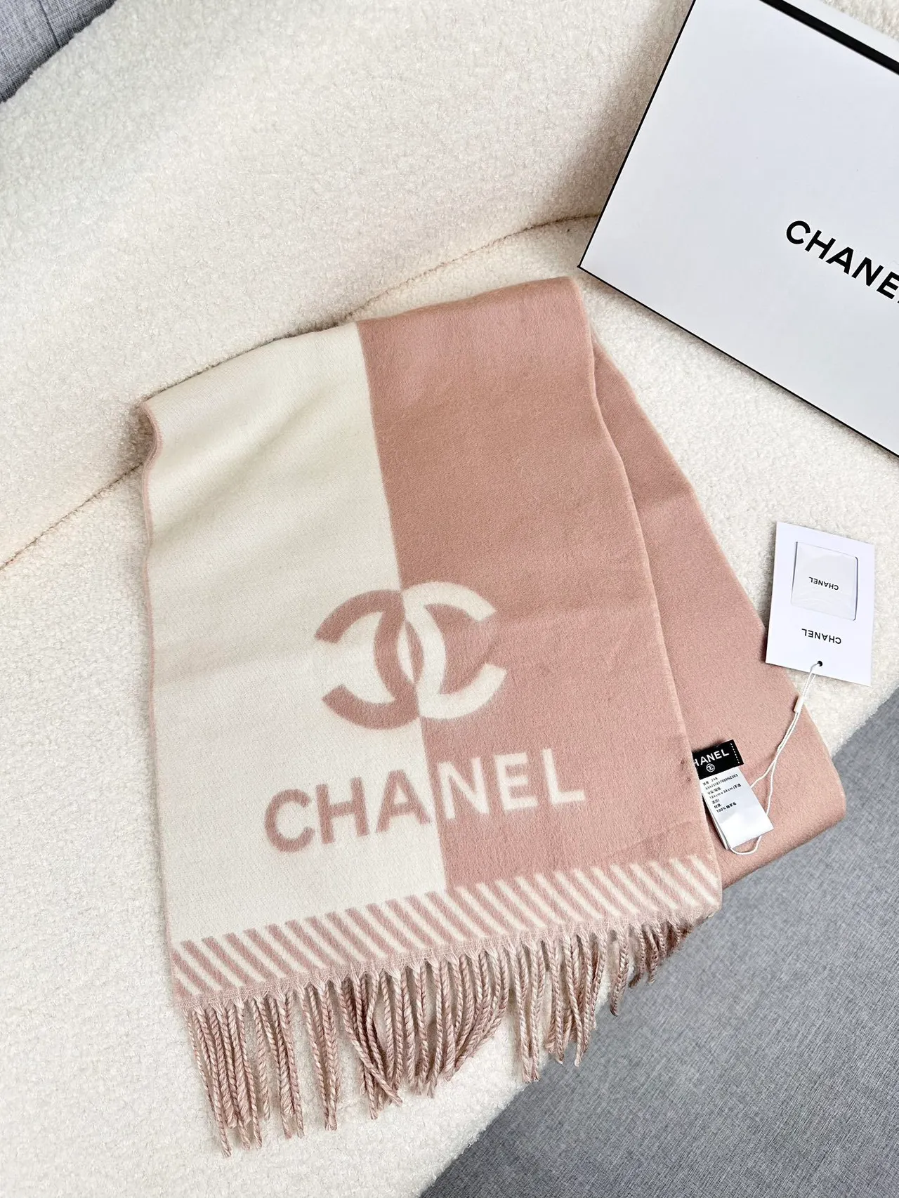 Chanel Monogram-Print écharpe cachemire rose poudré 5