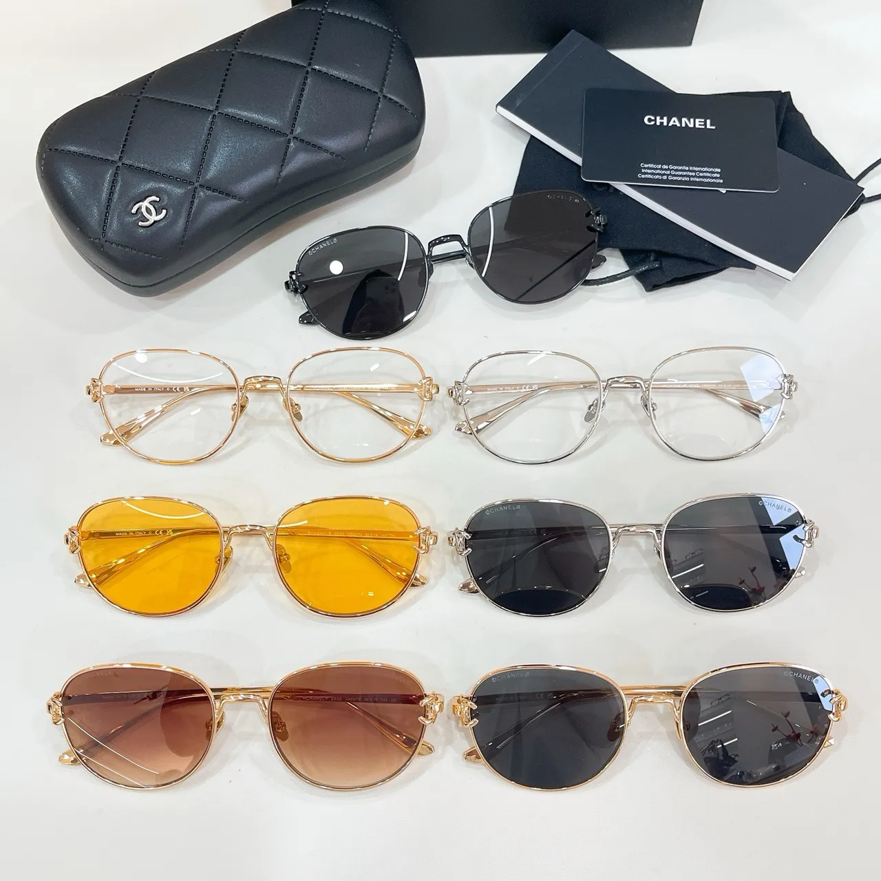 Chanel Podium Lunettes de Soleil Cadre Métallique Ovale Gris Foncé 9