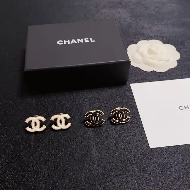 Chanel White Gold Interlocking CC Logo Enamel Finish Earrings 2