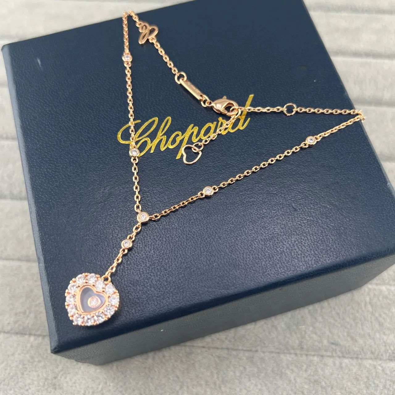 Chopard Happy Hearts Pendentif or et argent en forme de coeur Pavé-Set Diamonds collier 5