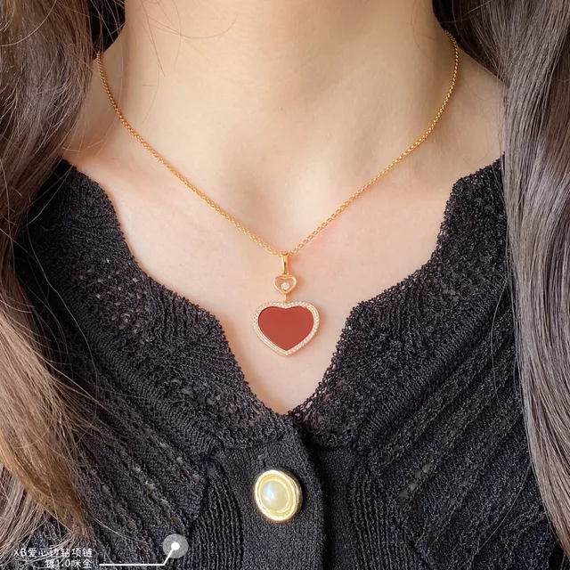 Chopard Happy Hearts Colliers pendentifs en diamant et gemmes en forme de cœur 9