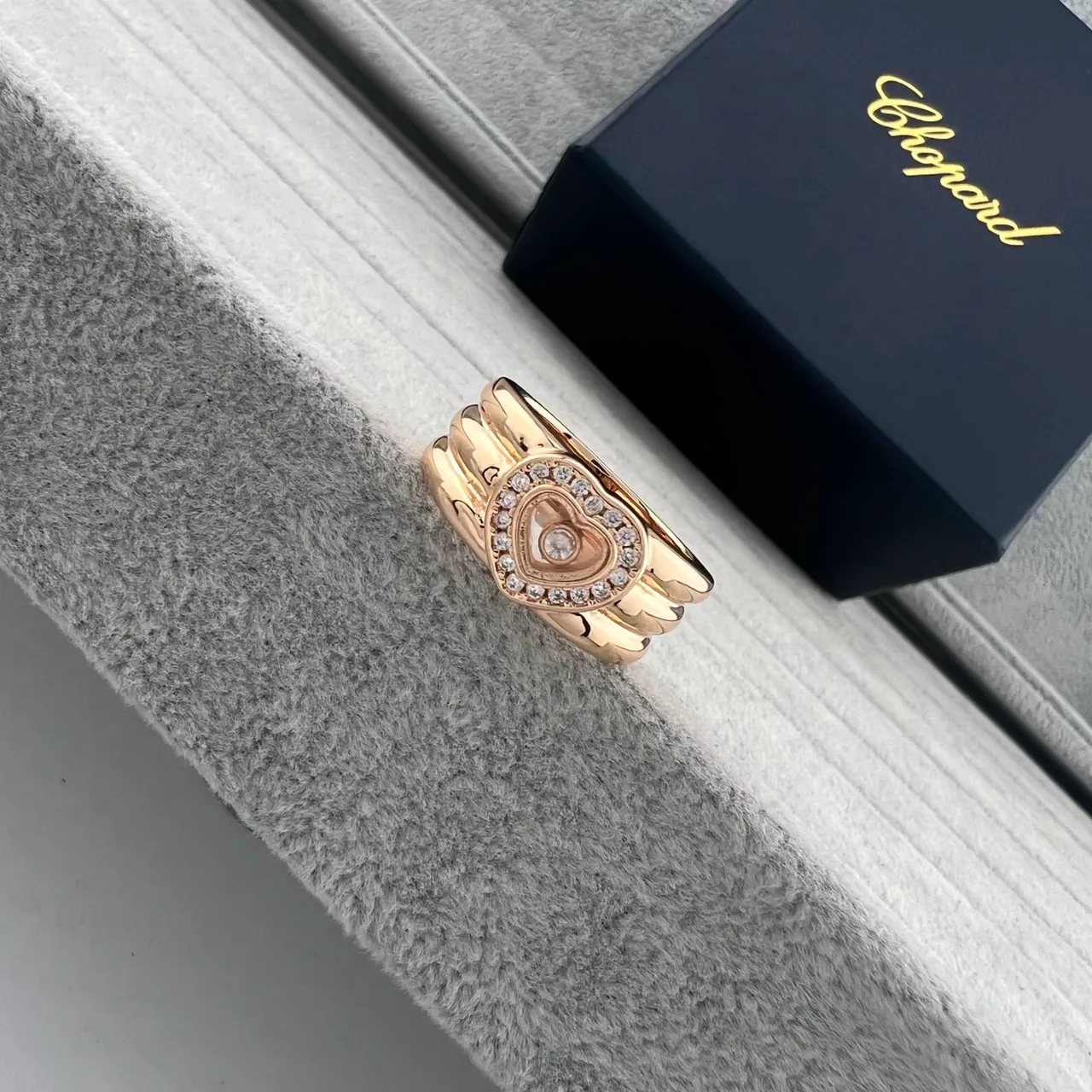 Chopard Happy Hearts হৃদয়াকার Pavé ডায়মন্ড আংটি 2