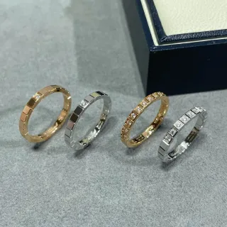 Chopard Ice Cube Bague à Maillons Carrés Diamants en Canal