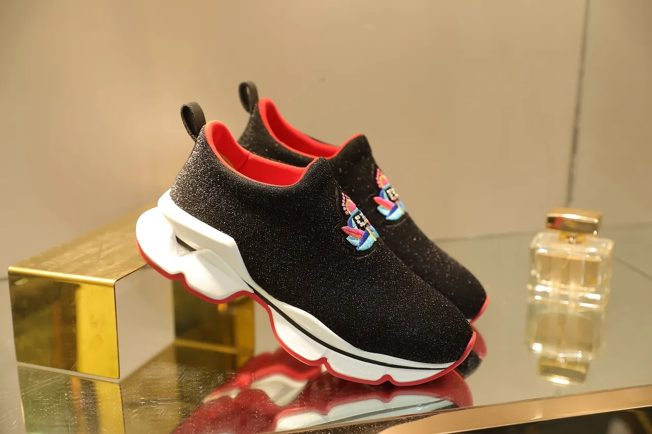 Christian Louboutin Baskets Chunky Slip-On à paillettes brodées 4