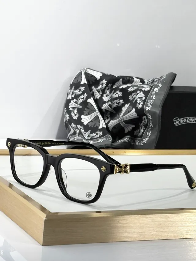 Chrome Hearts COX UKEN Black Gold Rectangular Acetate Frames Cross Motif Temple Hardware Optical Glasses 2