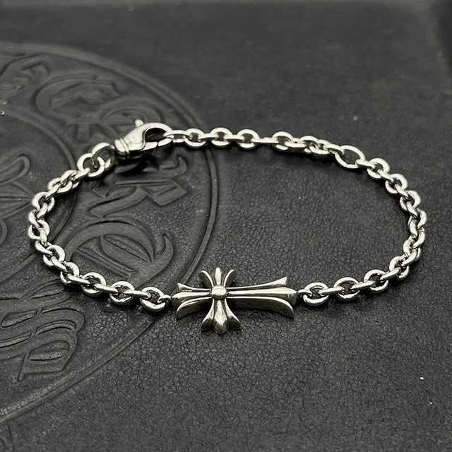 Chrome Hearts Pulseira Cruz Corrente de elos ovalados em tom prateado 8