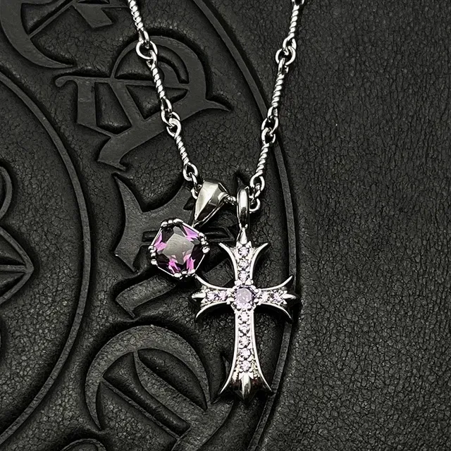 Chrome Hearts Collier Croix Pendentif Argent Violet Gothique Pavé Cristal Embellishment 3