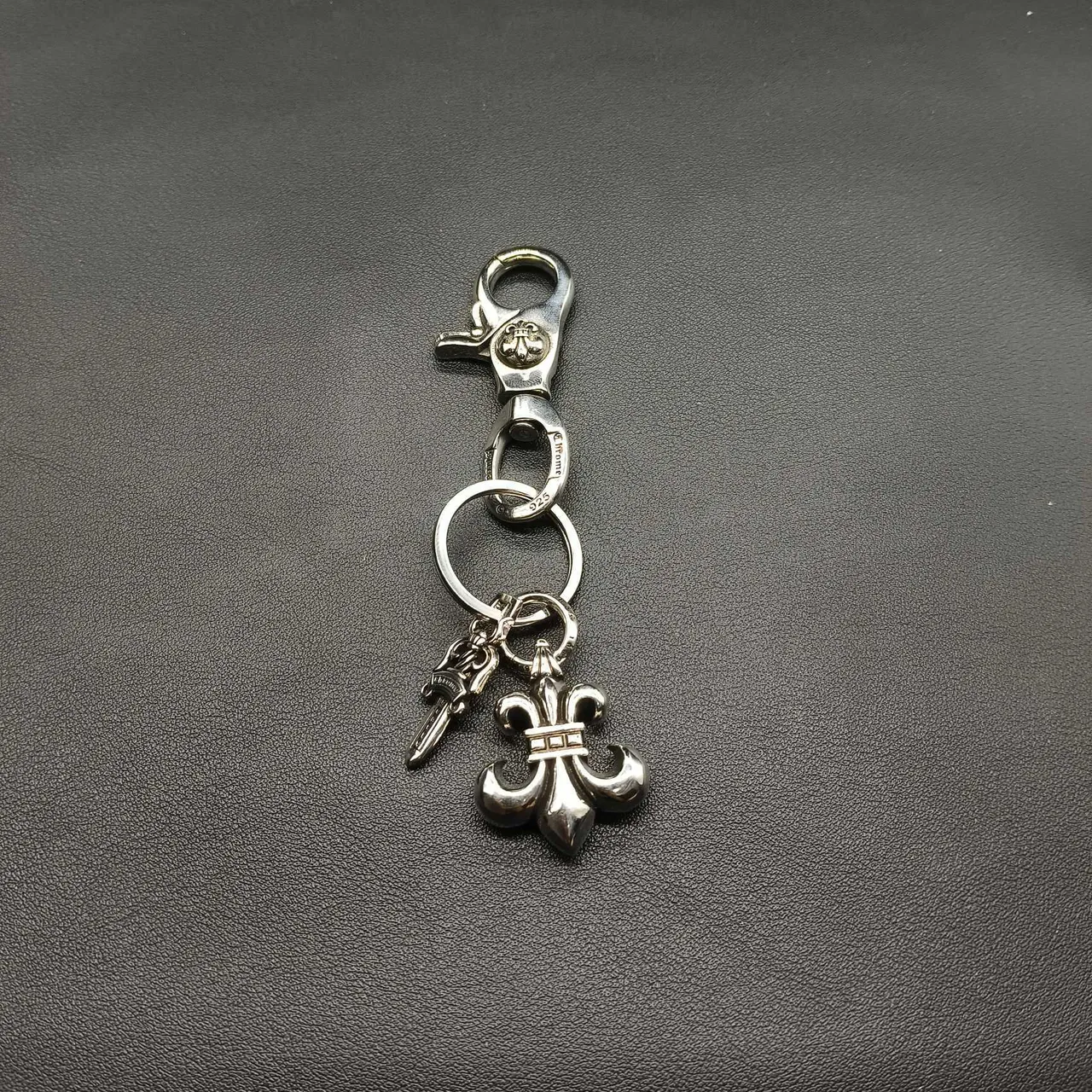 Chrome Hearts Fleur-de-Lis Clip de charme Argent poli Sterling Bracelet pendentif 2