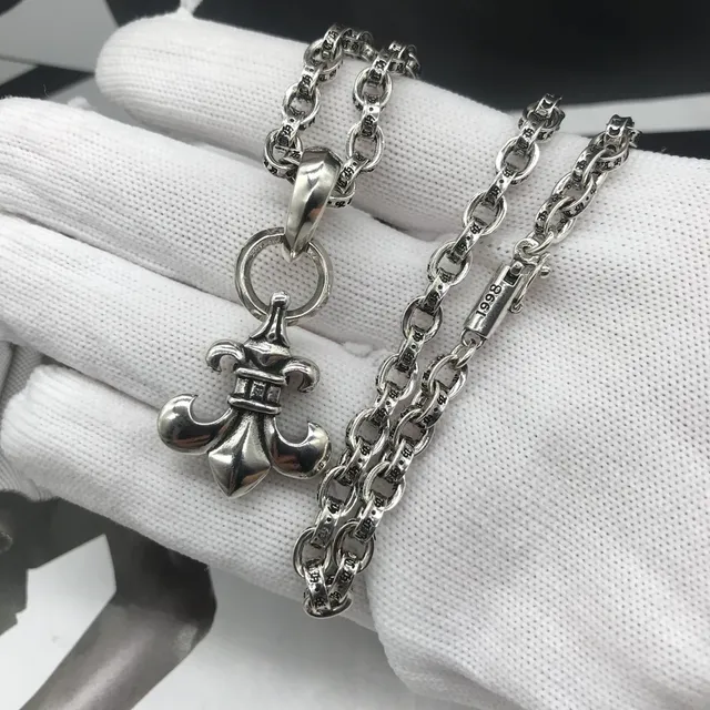 Chrome Hearts Fleur-de-Lis Pave Baguette Silver White Oxidized Crystals Collier 2