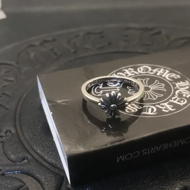 Chrome Hearts Bague Motif Floral Argent Noir 9