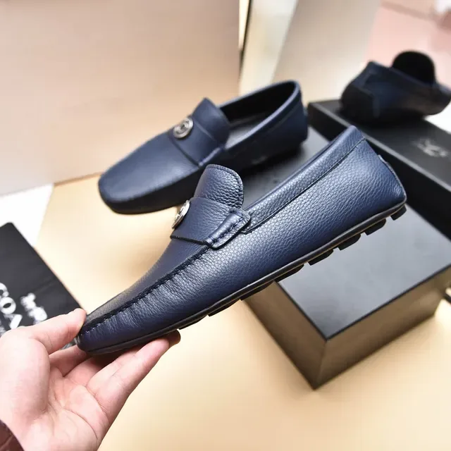 Coach Navy Silver Pebbled Leather Single Strap Loafer 7