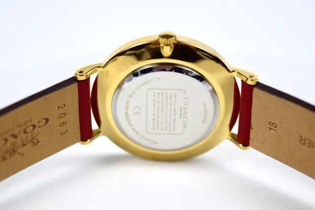 Coach Red Gold Round Case Leather Strap Quartz Watch 5
