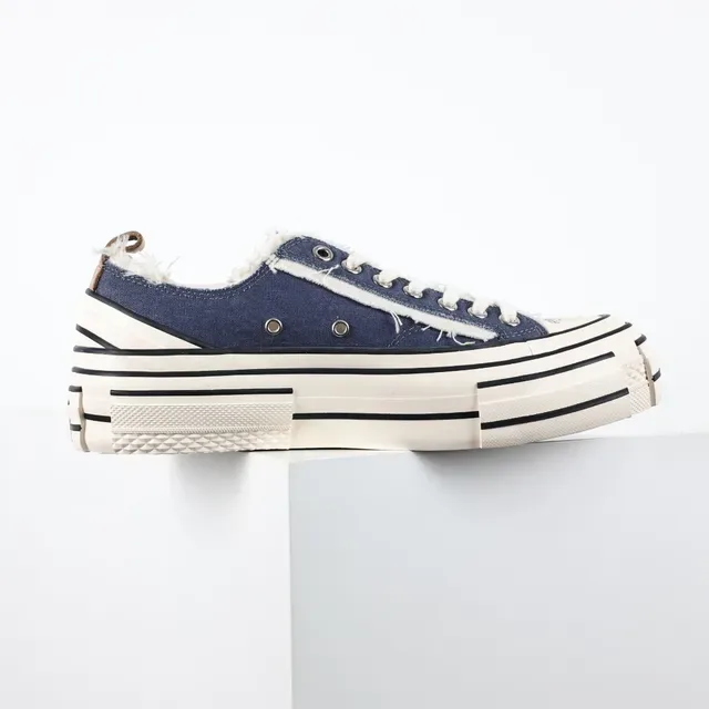 Converse Navy Beige كانفاس مفككة تفاصيل حافة متشققة حذاء ليستايل 7