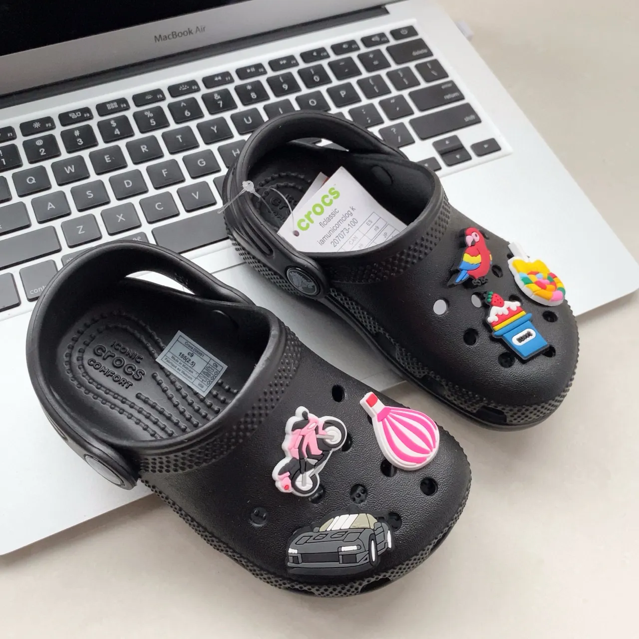 Crocs Classic Clog Cream Kids Clogs 4