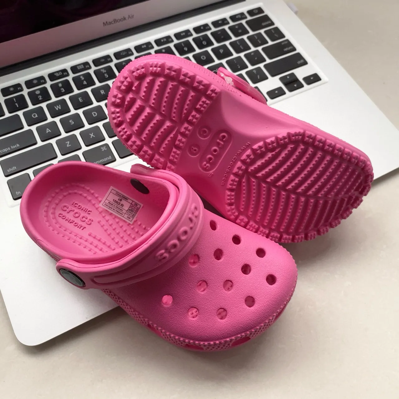 Crocs Classic Clog Cream Kids Clogs 14