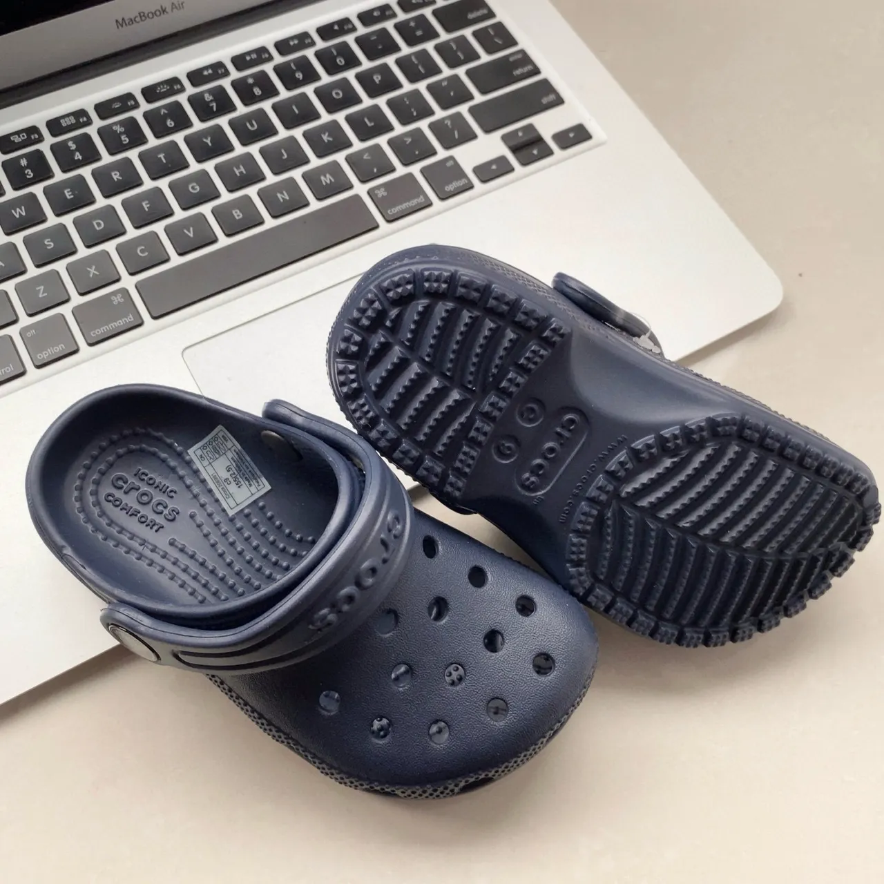 Crocs Classic Clog Cream Kids Clogs 18