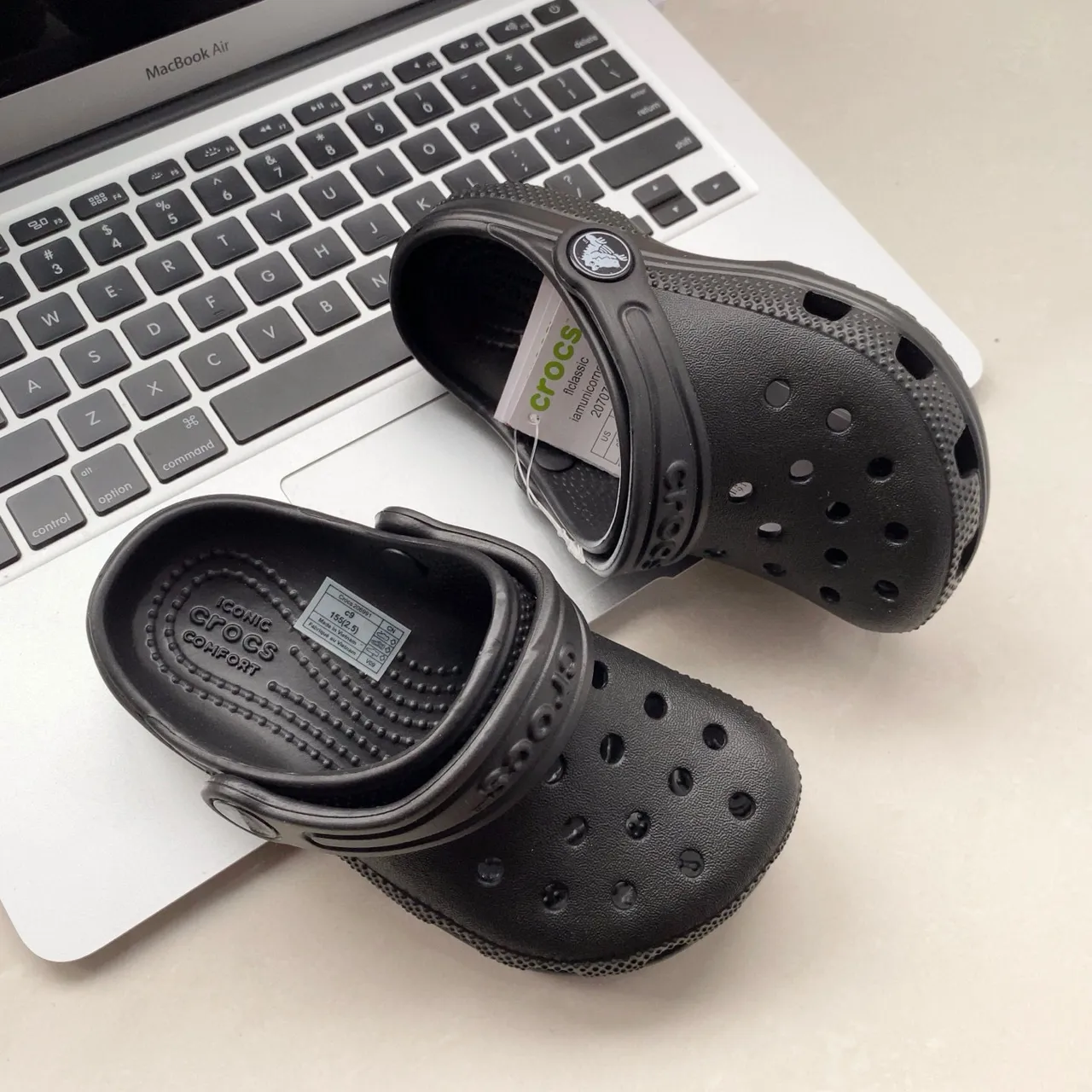 Crocs Classic Clog Cream Kids Clogs 21