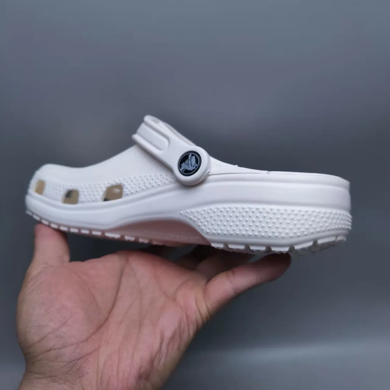 Crocs Classic Clog أبيض رغوة كلوق 4