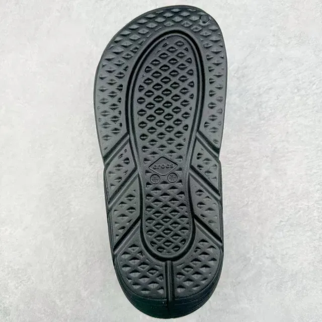 Crocs Echo Clog Black Molded Strap Clog 9