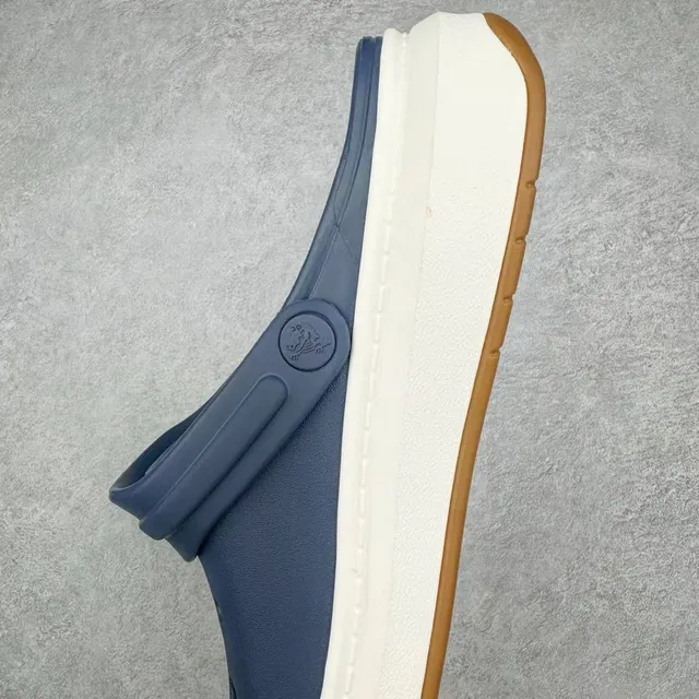Crocs Echo Clog Navy Blue Platform Clog 7