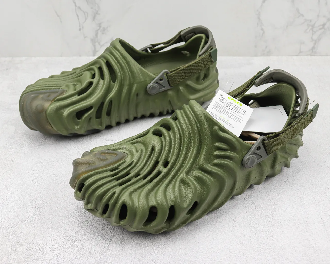 Crocs Echo Clog أخضر زيتوني رغوة مصبوكة كلوج 4