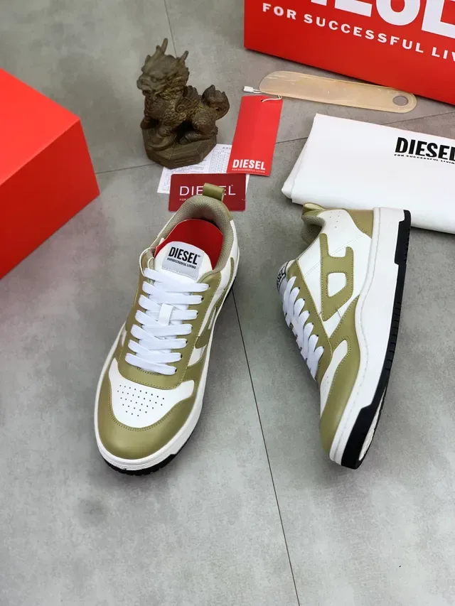 Diesel Lifestyle Sneaker Olive Green and White Low-Top Sneakers 5