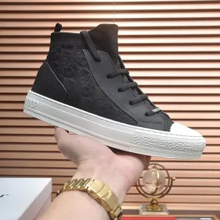 Dior B23 حذاء رياضي لايف ستايل أسود وأبيض عالي الارتفاع