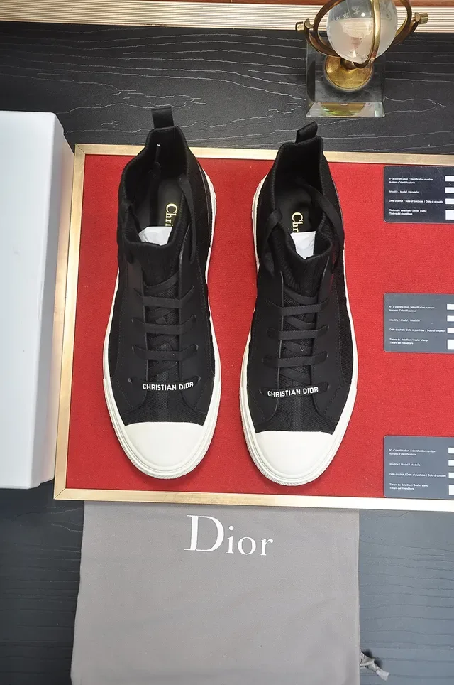 Dior B23 Black and White High-Top Lifestyle Sneakers 5