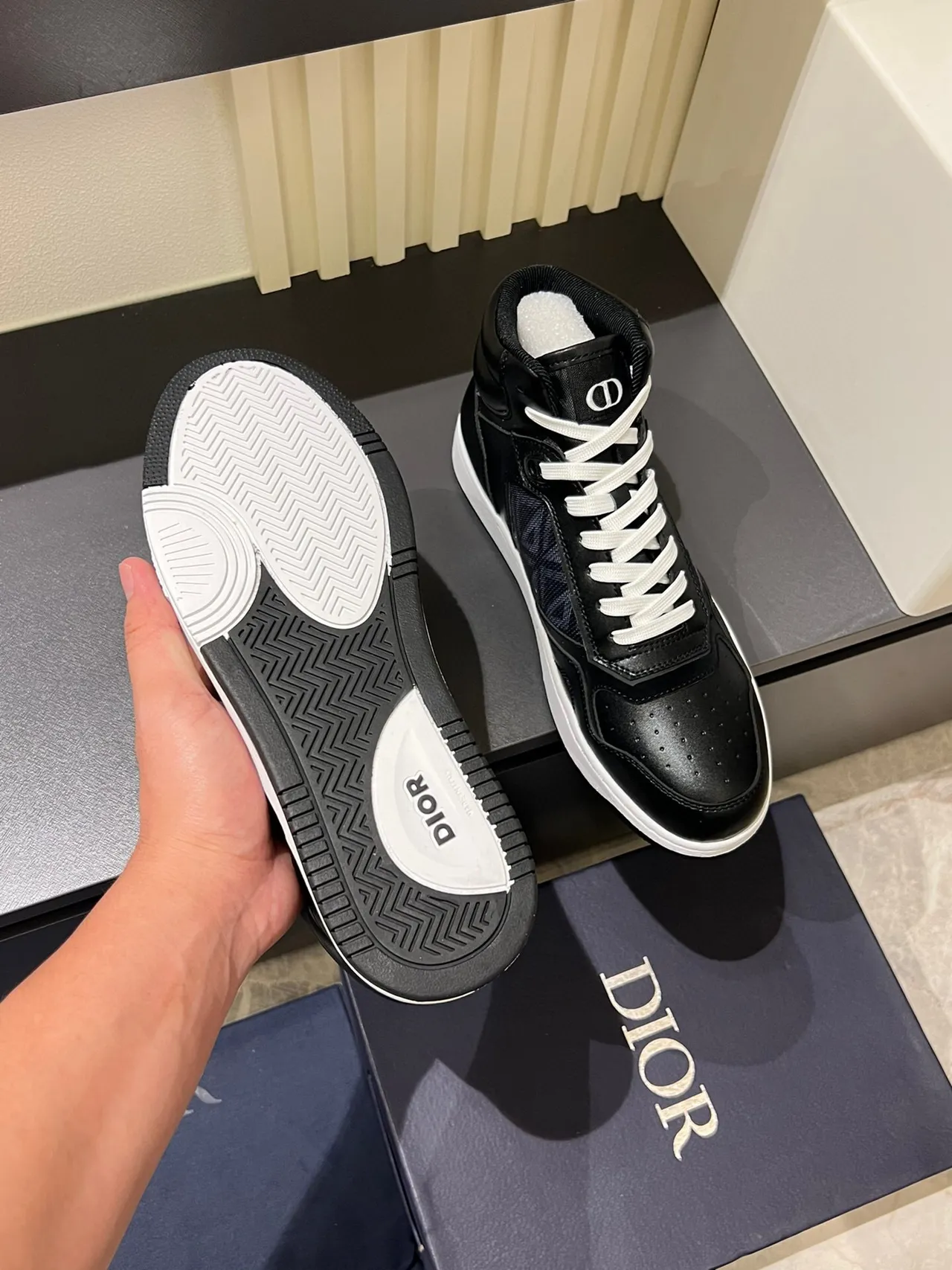 Dior B23 Black and White Leather-Mesh High-Top Lifestyle Sneakers 7