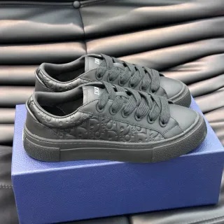Dior B23 Noir Monochrome Monogramme Embossé Sneakers Lifestyle