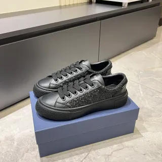Dior B23 Monogramme Embossé All Black Lifestyle Sneakers
