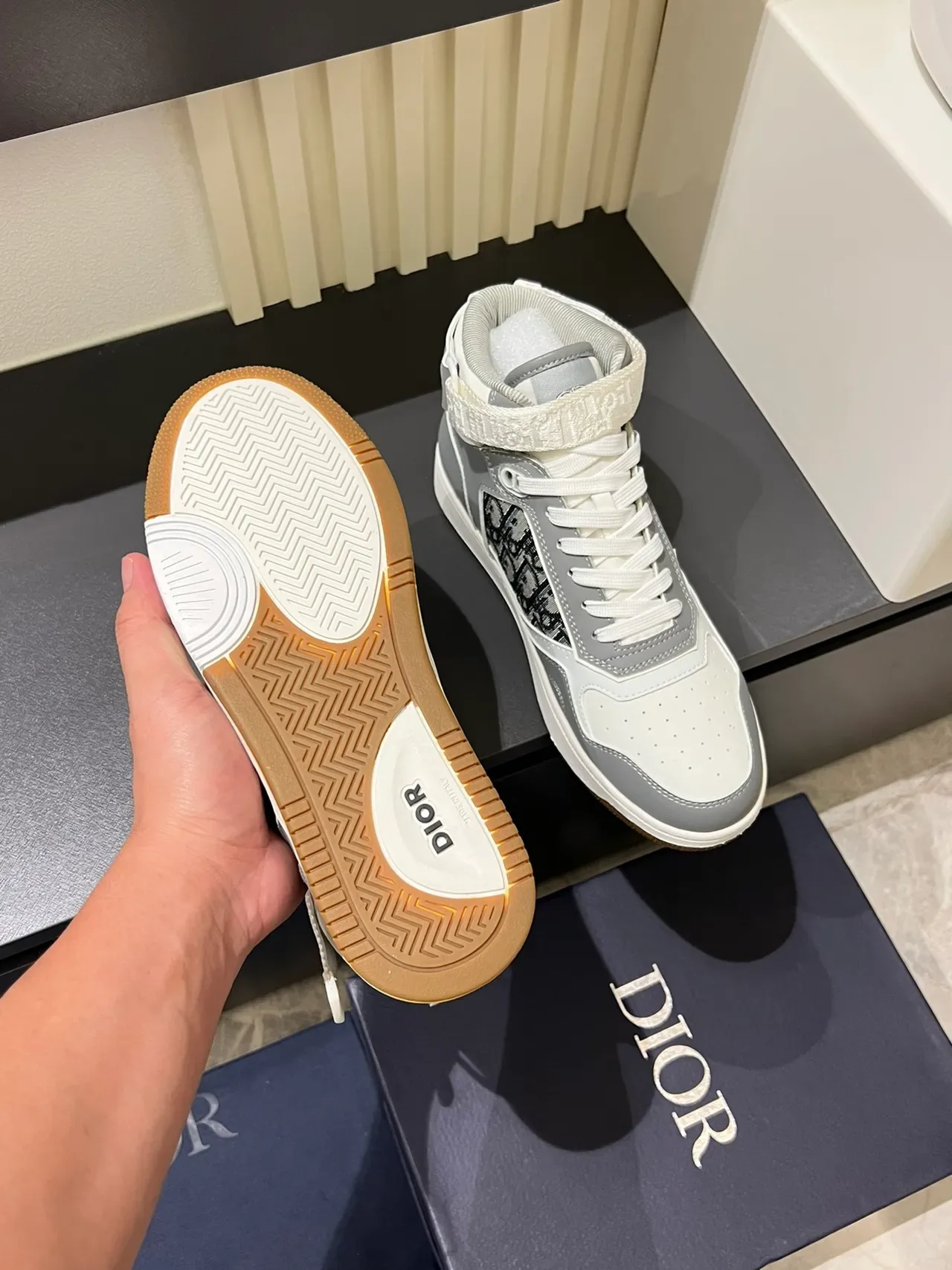 Dior B23 White and Gray Oblique Monogram High-Top Lifestyle Sneakers 3